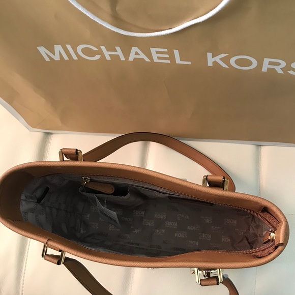 NWT MICHAEL KORS SADY SMALL TOP ZIP SHOULDER BAG - Picture 6 of 8